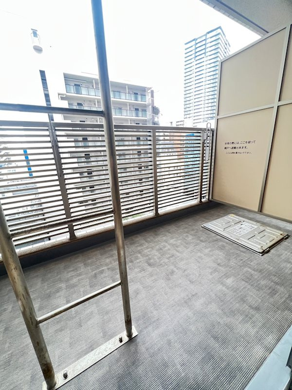 アスヴェル神戸元町Ⅱのバルコニー
