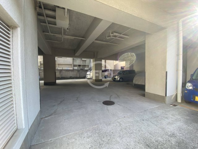 南市岡港友マンション　南市岡小学校区の駐車場|南市岡港友マンション　駐車場