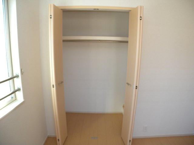 サンライズ赤羽の収納