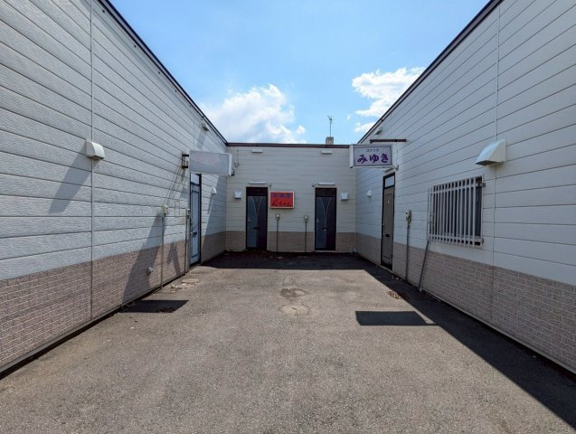 桜ヶ岡2丁目「茅野銀座」のその他