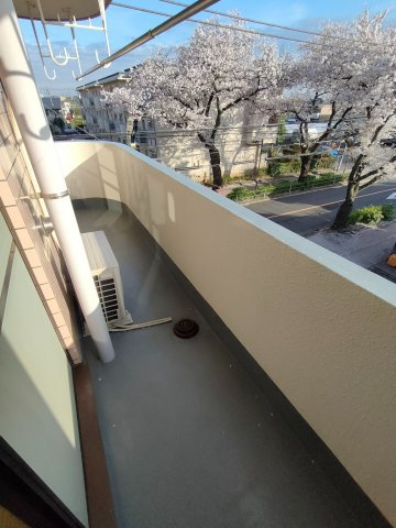 ウイングヒル・Mのバルコニー