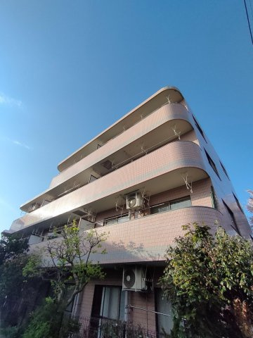 ウイングヒル・Mの外観