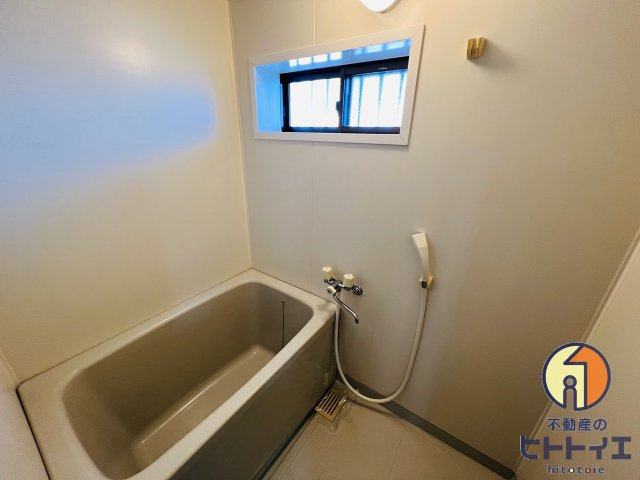 レーヴシャトーの浴室