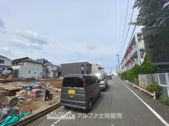 日野市神明1丁目新築戸建5棟の前面道路含む現地写真