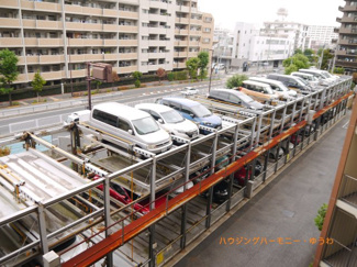 【駐車場】