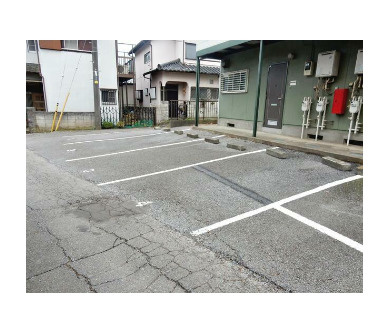 リアンファミリオ沼南　駐車場 