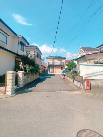 【前面道路含む現地写真】 | ■□秦野市東田原 土地■□ | 前面道路は幅員約4.6ｍありますので、出入りしやすいです♪