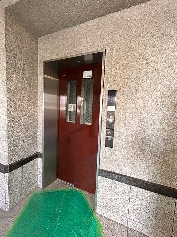 西宮市池開町の賃貸マンションの外観