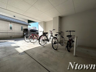 【その他共用部分】 | コンフォート城西 | 駐輪場です