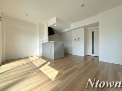 【居間・リビング】 | コンフォート城西 | ゆったりとしたリビングです