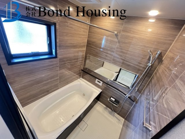 3方角地・オール電化住宅・即日案内可　福里　築1年の浴室