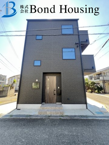 3方角地・オール電化住宅・即日案内可　福里　築1年の外観