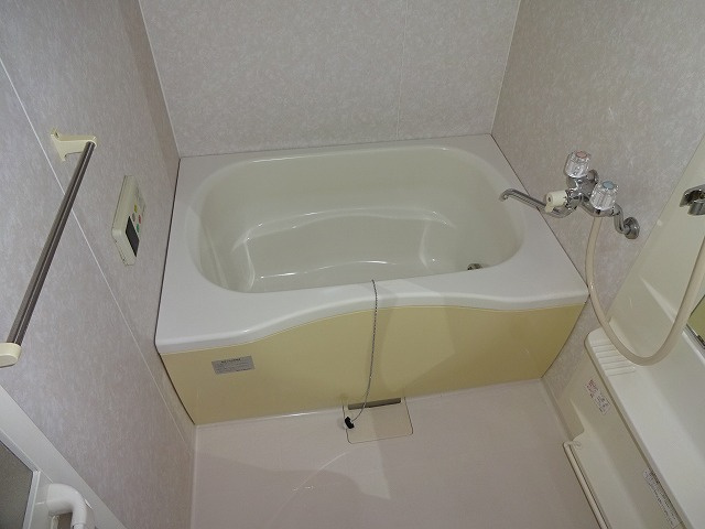 シャトル湘南Ⅱの浴室