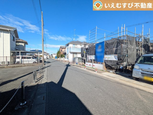 BLOOMING GARDEN　行田市西新町の前面道路含む現地写真|令和6年11月23日撮影