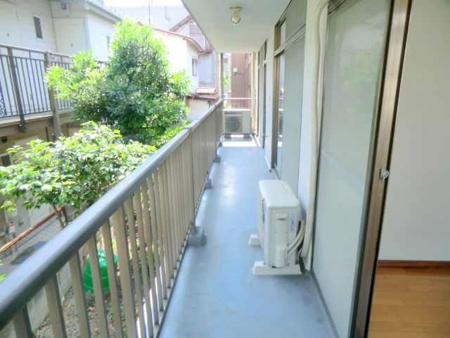 永松宅戸建のバルコニー