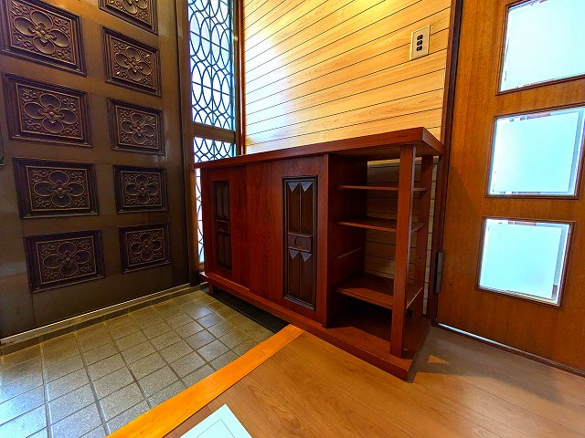 永松宅戸建の玄関