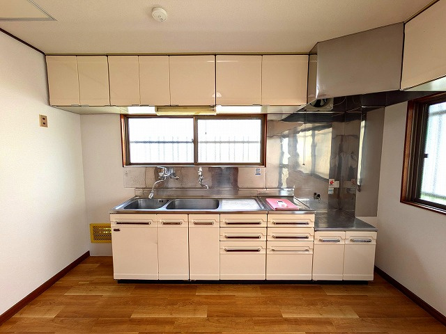 永松宅戸建のキッチン