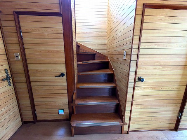 永松宅戸建の内装