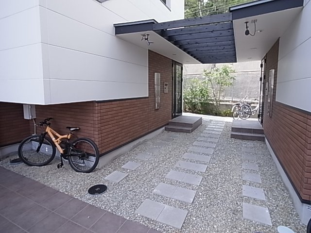 神戸市須磨区須磨浦通６丁目のアパート