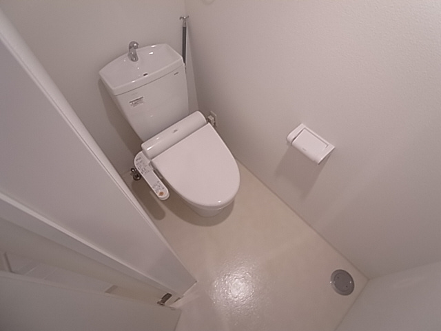 神戸市須磨区須磨浦通６丁目のアパートのトイレ|ウォッシュレット付トイレ