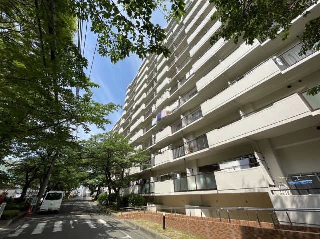 マイシティ泉北A棟の外観
