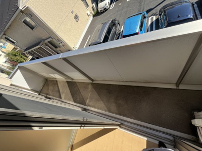 【バルコニー】 | ErbenheimＶ | バルコニーからの眺めを楽しみながら食事をしませんか