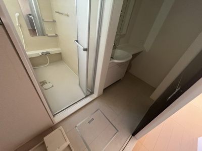 【洗面所】 | ErbenheimＶ | 明るい洗面所です