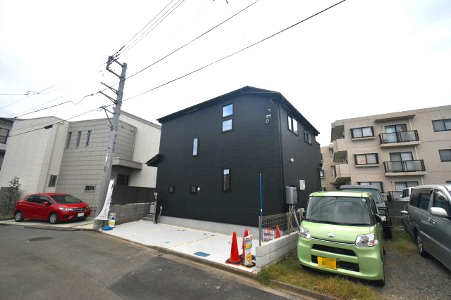 三鷹市北野3丁目の前面道路含む現地写真