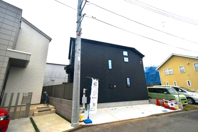 三鷹市北野3丁目の前面道路含む現地写真