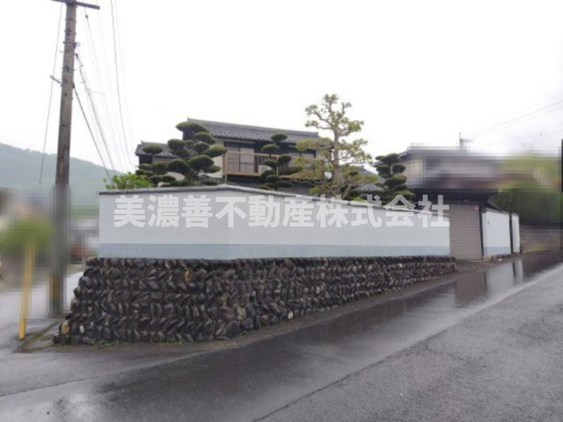 ６３１９１　岐阜市長良中古戸建て
