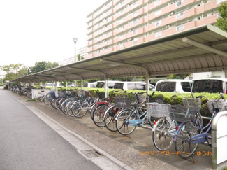 【その他共用部分】 | 敷地内に、便利な駐輪場があります。