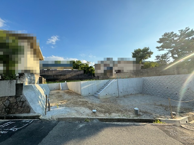 【前面道路含む現地写真】の画像