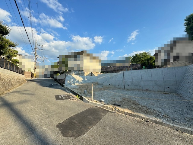 【前面道路含む現地写真】の画像