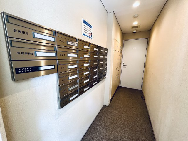 ライオンズ錦糸町北斎通りプレーゼのその他共用部分|集合ポスト