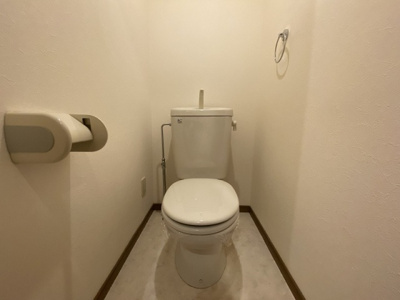 【トイレ】 | 仲介手数料半額！HPに初期費用掲載「プライスホーム」で検索！リヴァーオンステイツ