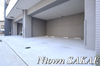 【駐車場】 | メイプル岩塚本通 | 駐車場です