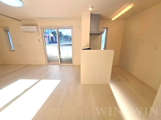 グラン・フェルト B棟の居間・リビング