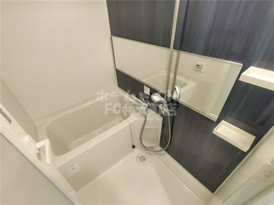 【浴室】 | スプランディッドⅢ | きれいなお風呂です