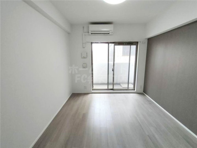 【寝室】 | スプランディッドⅢ | 使い勝手のいい寝室です