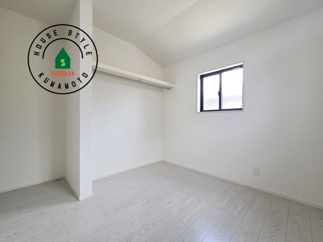 熊本市中央区出水7丁目第2-2棟（1号棟）　の子供部屋|穏やかな光が差し込む室内には、穏やかな時間が流れます。