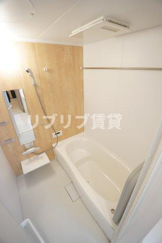 アヴァンスコート参番館の浴室