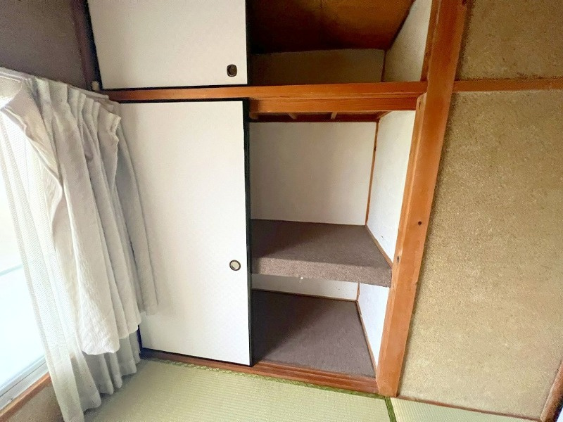 今村住宅南棟の寝室