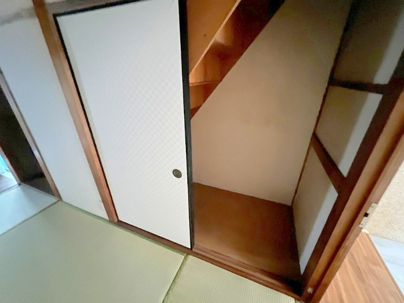 今村住宅南棟の収納