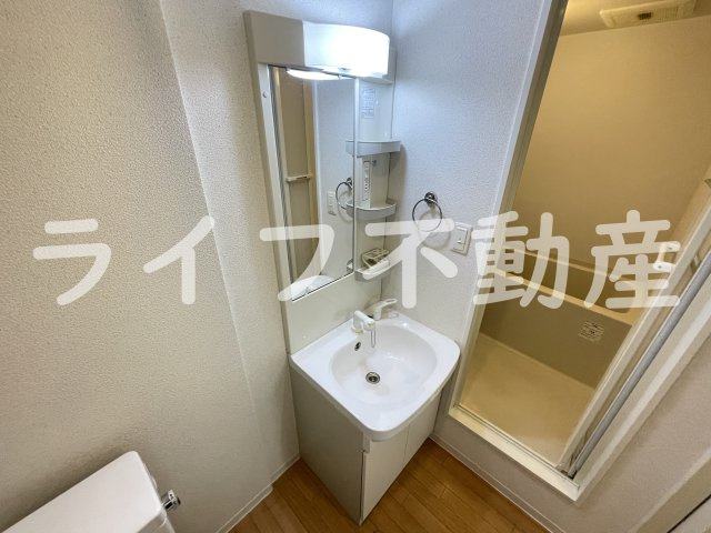 M’プラザ小阪駅前の独立洗面台|独立洗面化粧台が付いています