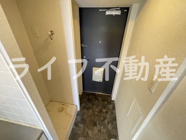 M’プラザ小阪駅前の玄関|明るい玄関です