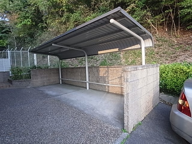 神戸市北区山田町小部字戸口谷のアパート