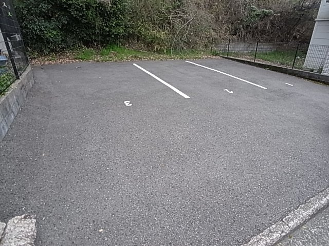 神戸市北区山田町小部字戸口谷のアパート