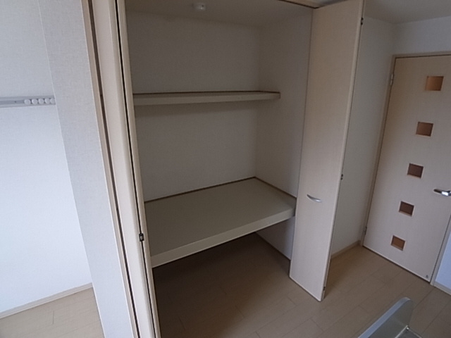 神戸市北区山田町小部字戸口谷のアパートの収納|クローゼット