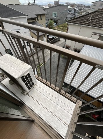 【バルコニー】