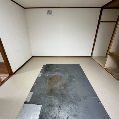 登別市幌別町6丁目28-3戸建の内装